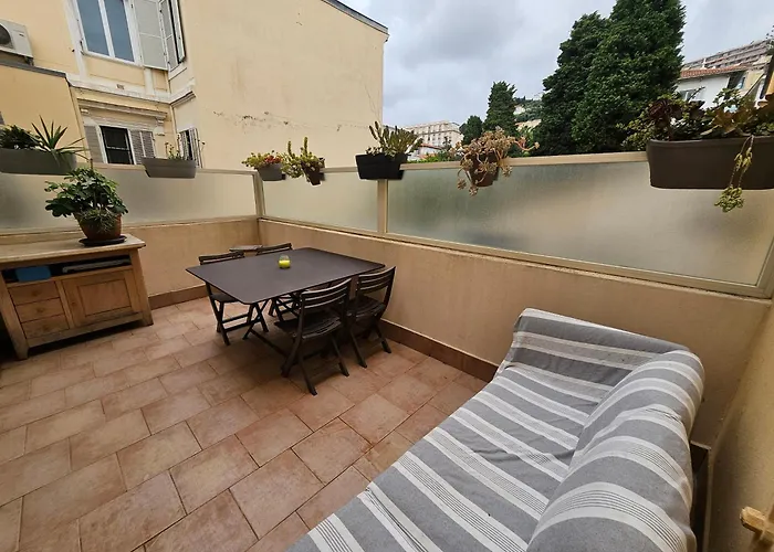 Michele Family - Centre Ville - 2 Pieces Tranquille - A 150 M De La Mer